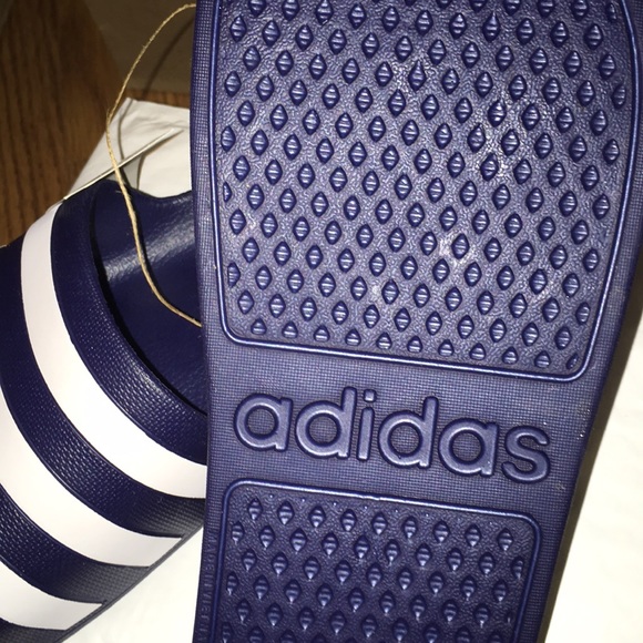 ??NWT Size 9 Men Blue Adidas Sandals Men’s New main image 2